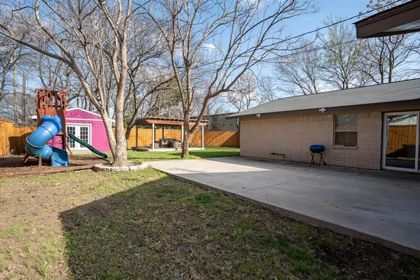 a view of outdoor space with garden