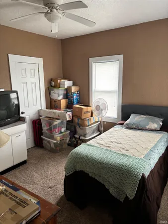 $151,000 | 320 West Huntington Street, Montpelier, IN 47359