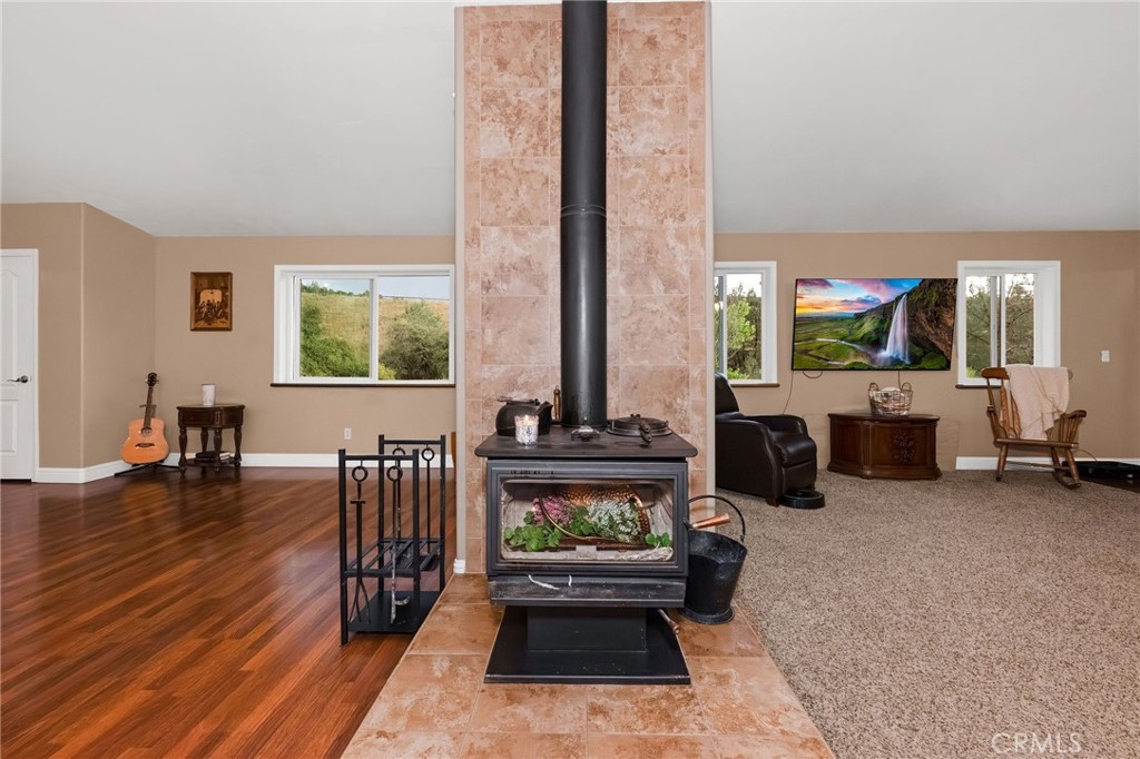 2728 Pentz Road Oroville, CA 95965 - Photo 15 of 52 a living room with furniture and a large window
