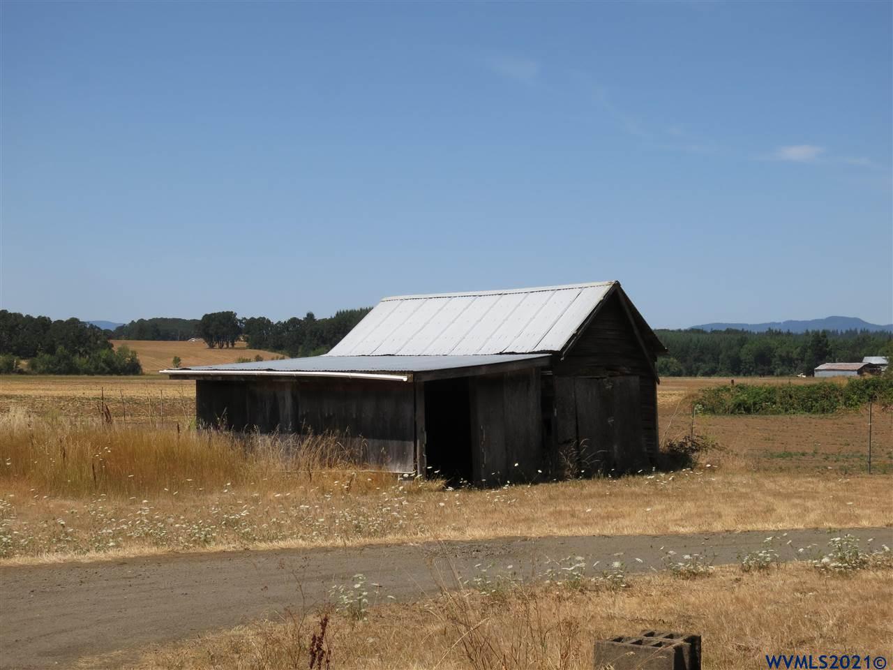 6625 Harmony Road Sheridan, OR 97378 - Photo 13 of 22 Gallery Image 13