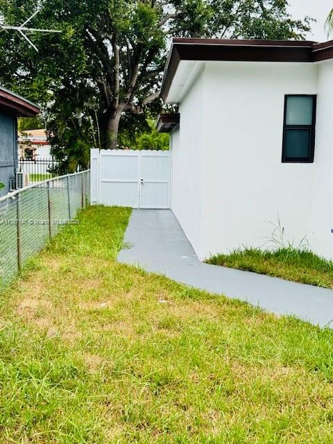 11730 Northwest 3rd Avenue Miami, FL 33168 - Photo 24 of 30