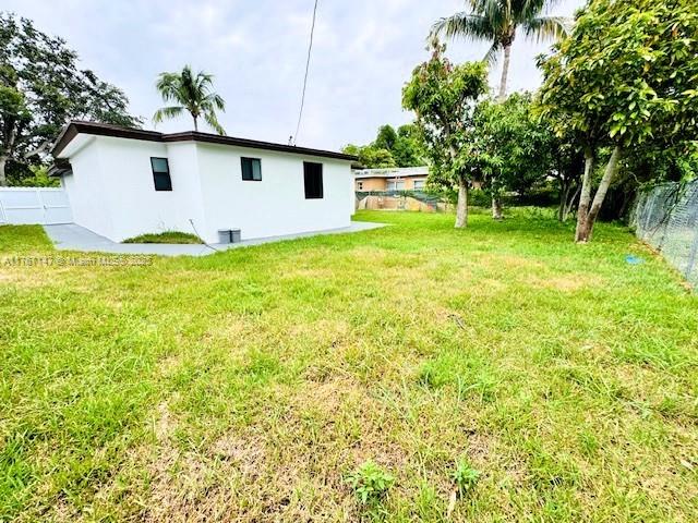 11730 Northwest 3rd Avenue Miami, FL 33168 - Photo 27 of 30