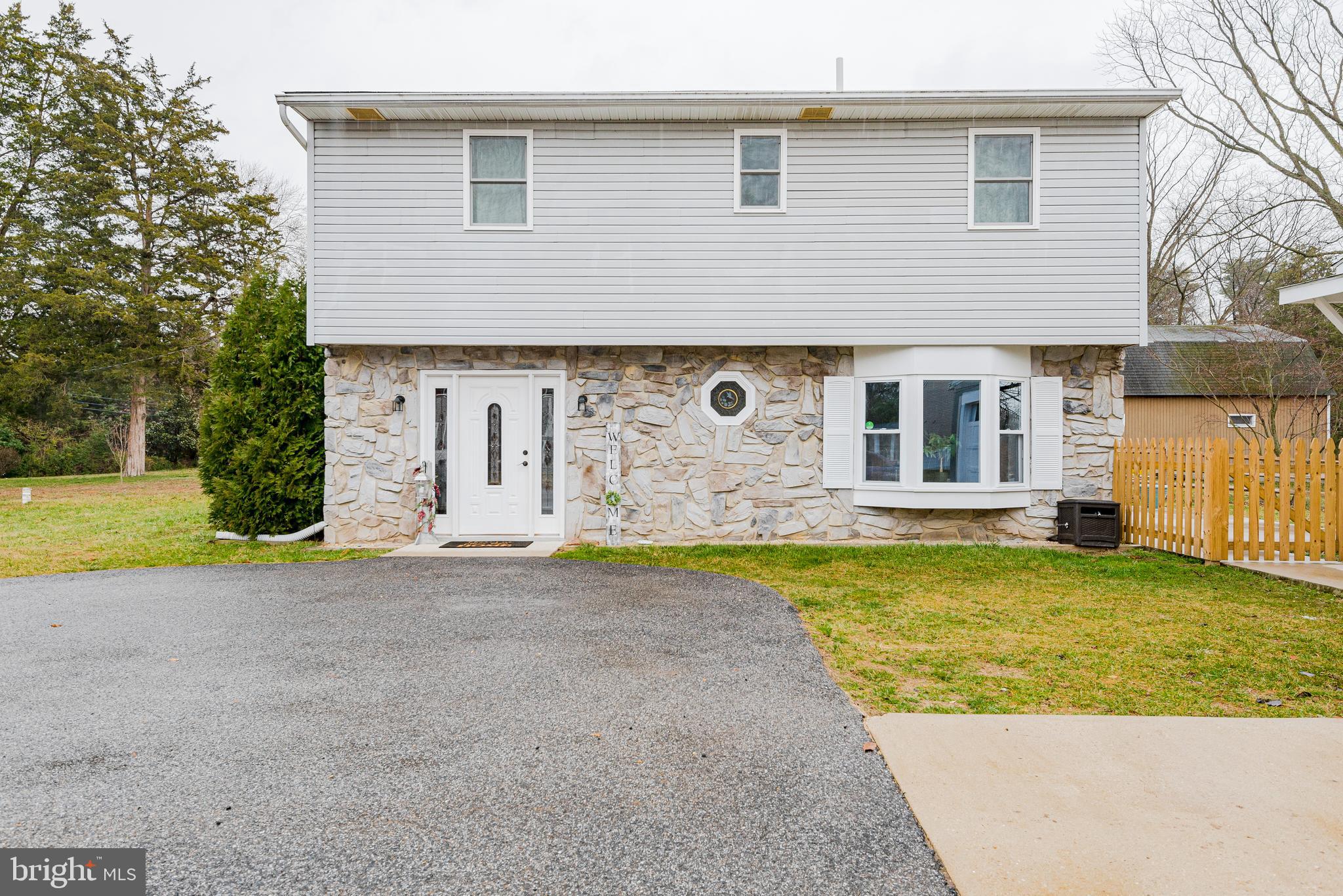 1275 Delmont Road Severn, MD 21144 - Photo 2 of 40 GREAT CURB APPEAL