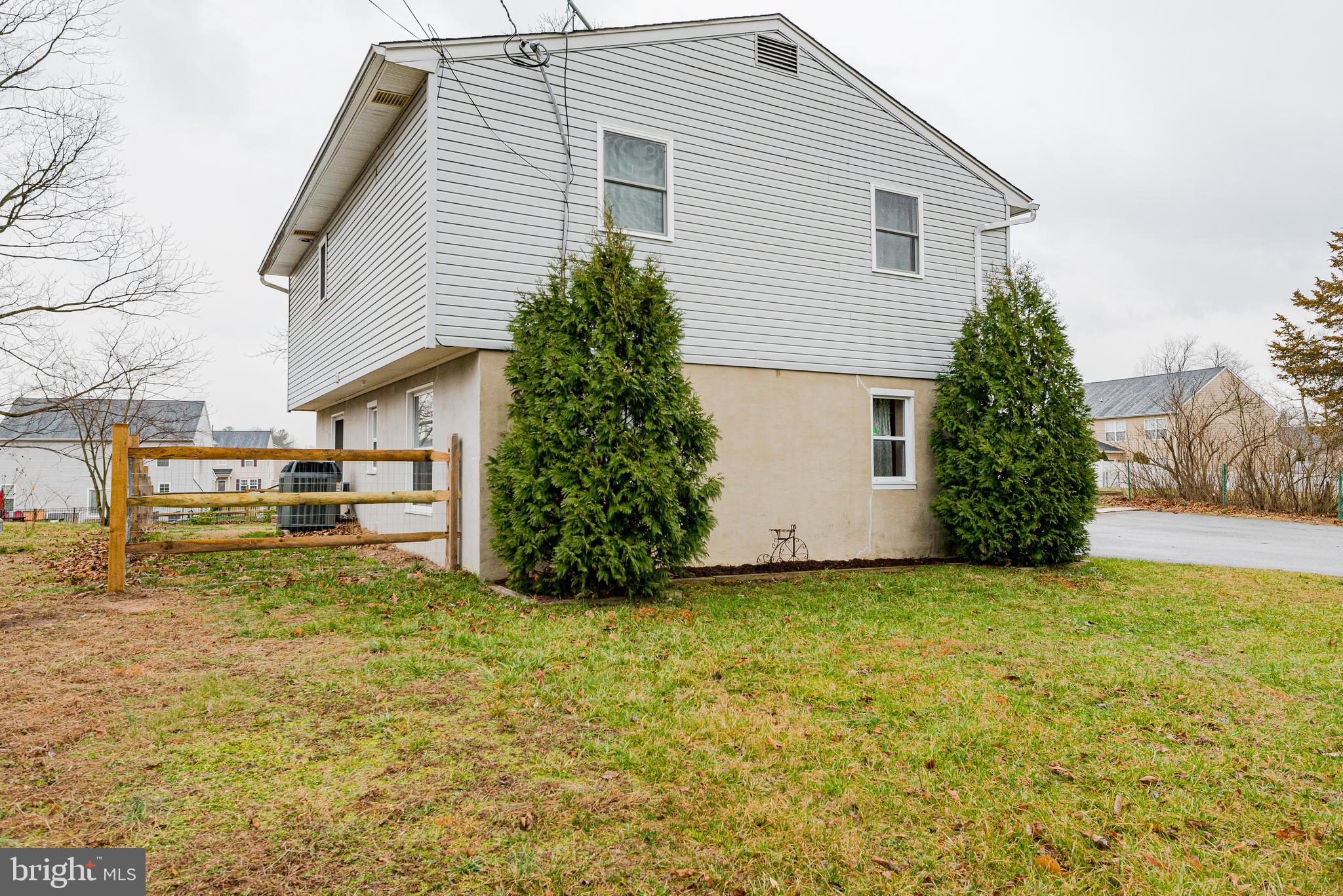1275 Delmont Road Severn, MD 21144 - Photo 4 of 40 EXTERIOR