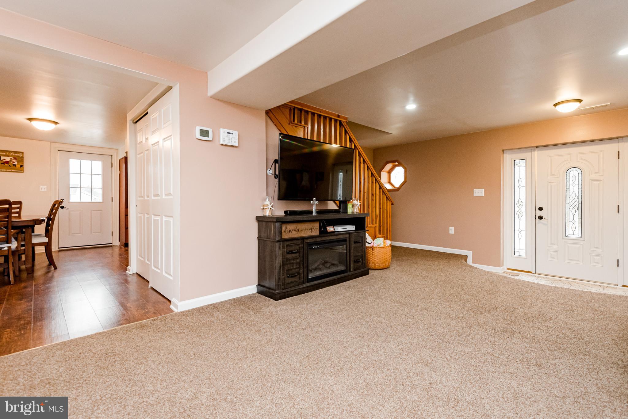 1275 Delmont Road Severn, MD 21144 - Photo 9 of 40 LIVING ROOM OPENS TO DINING AREA