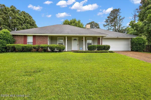 $207,499 | 4286 Glennoak Circle, Byram, MS 39272