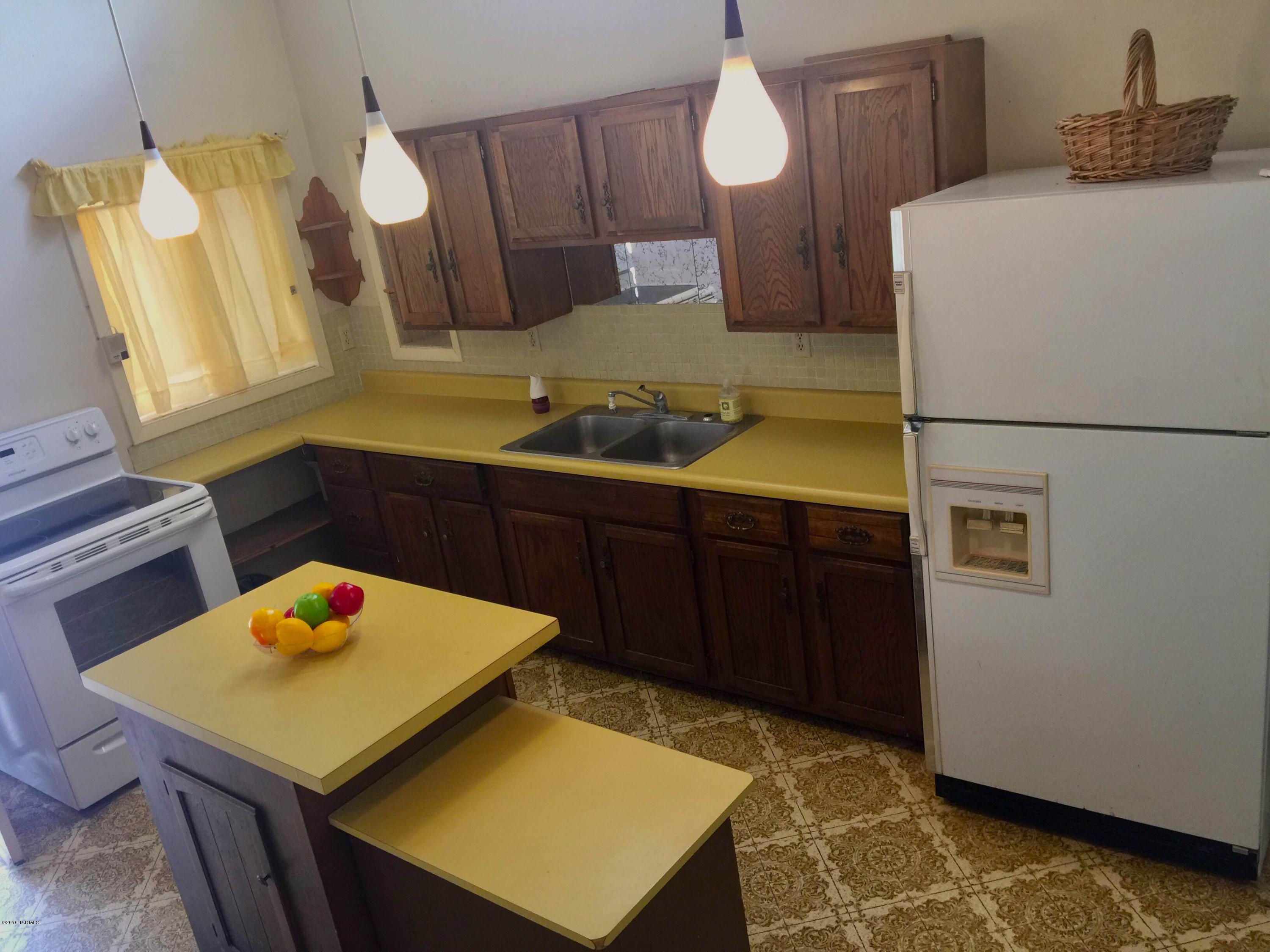 5325 South Caballo Road Tucson, AZ 85746 - Photo 7 of 25 Gallery Image 7