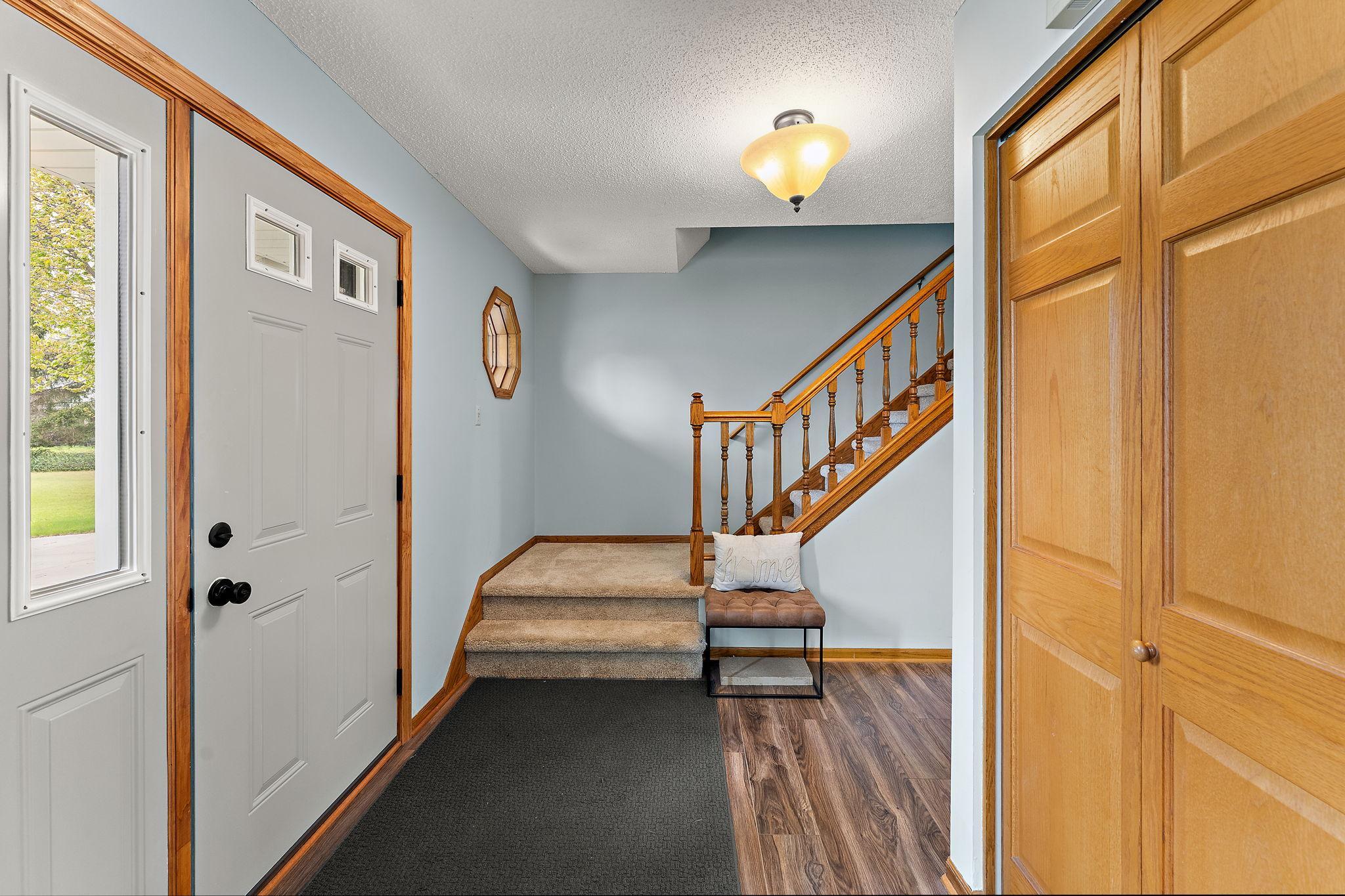 8906 Sequoia Road St. Paul, MN 55125 - Photo 20 of 39