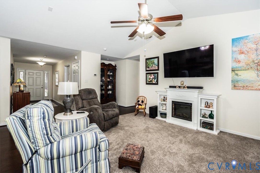 4733 Kennington Park Road Aylett, VA 23009 - Photo 5 of 40