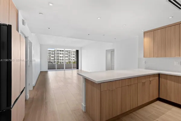 $8,150 | 251 Crandon Boulevard, Unit 531, Key Biscayne, FL 33149