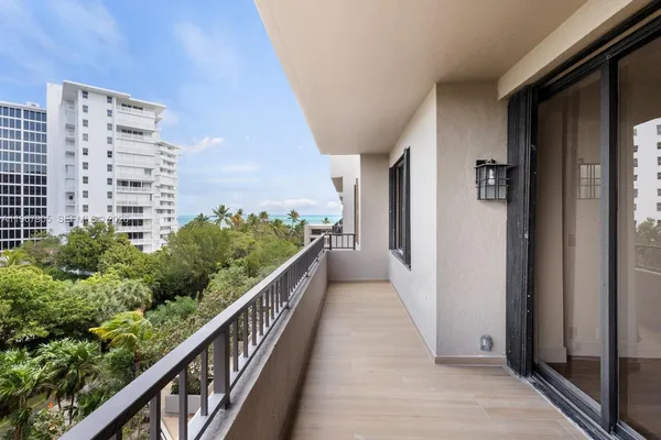 $8,150 | 251 Crandon Boulevard, Unit 531, Key Biscayne, FL 33149
