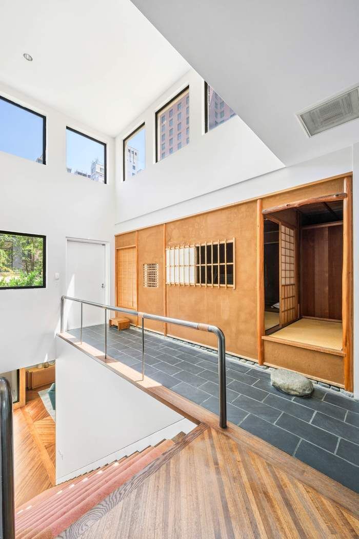 155 East 69th Street Manhattan, NY 10021 - Photo 11 of 16