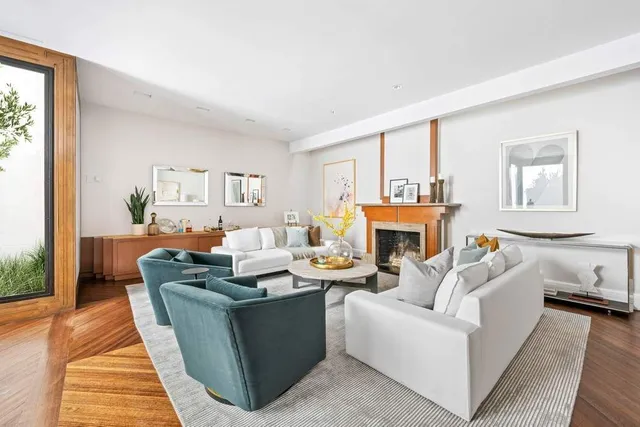 $9,500,000 | 155 East 69th Street | Lenox Hill