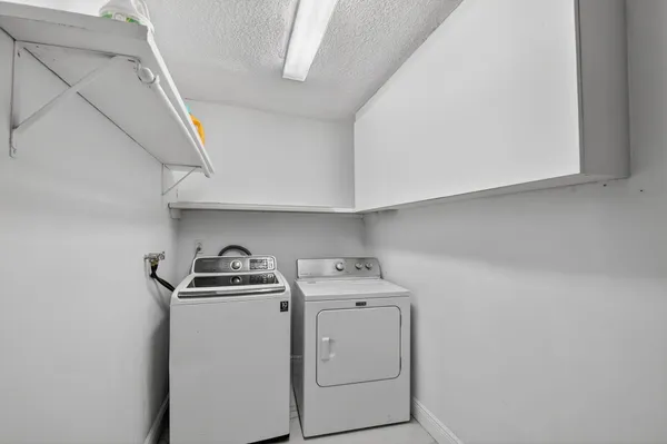 $4,990 | 1214 Park Lane, Haverhill, FL 33417