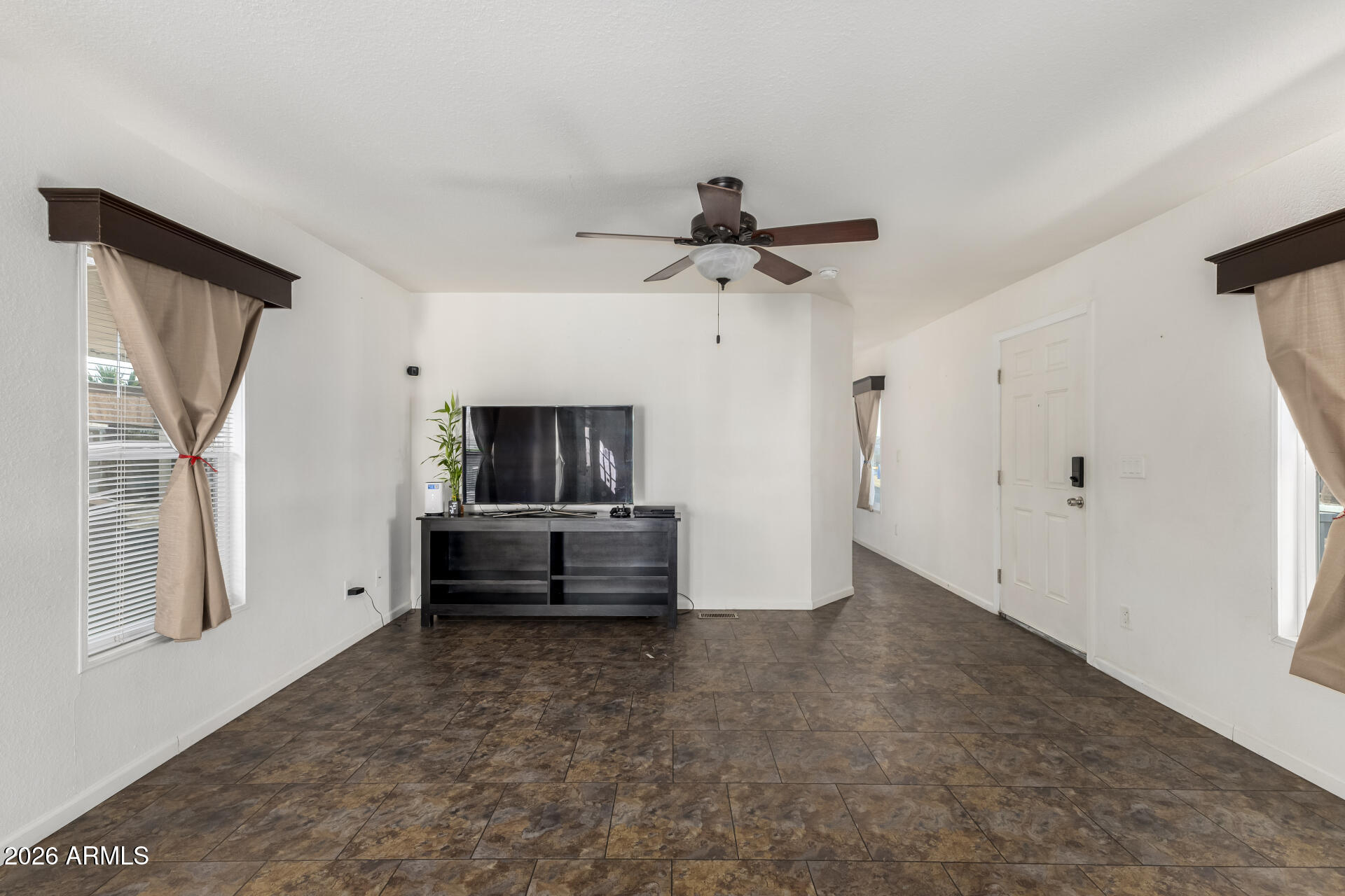 12721 West Greenway Road, Unit 237 El Mirage, AZ 85335 - Photo 8 of 19 Living Room