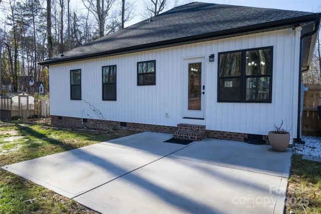 $322,000 | 517 Wilson Street, Stanley, NC 28164