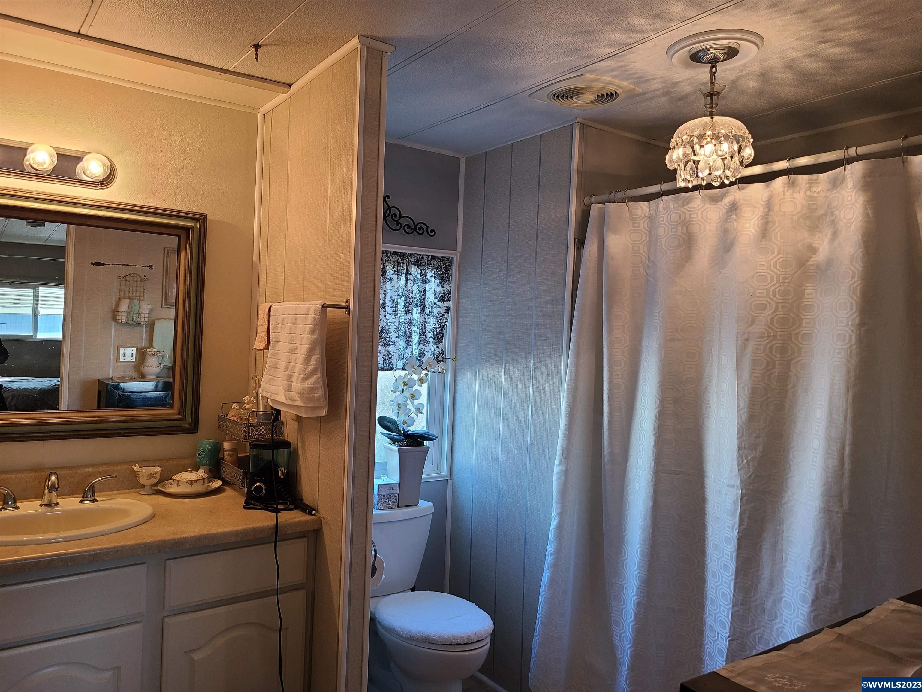 5510 Windsor Island Road North, Unit 26 Keizer, OR 97303 - Photo 19 of 32