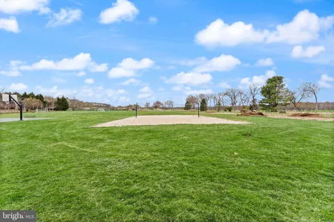 $990,000 | 18402 Lanier Island Square, Leesburg, VA 20176