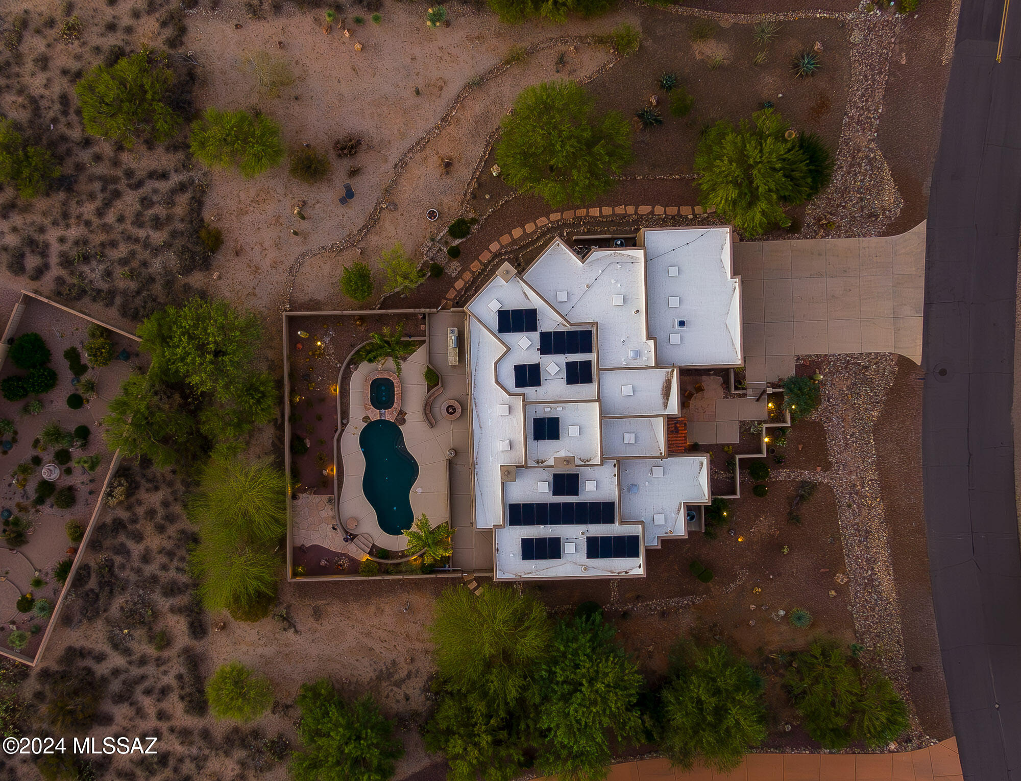 12345 North Reflection Ridge Drive Oro Valley, AZ 85755 - Photo 41 of 48