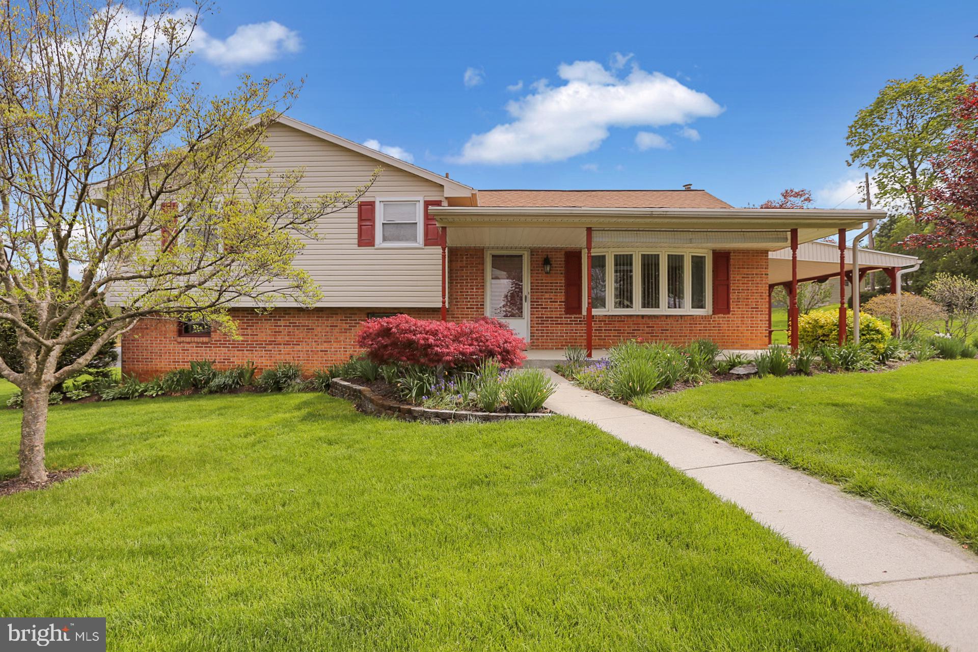 3823 Rosewood Road Reading, PA 19605 - Photo 1 of 30 Gallery Image 1
