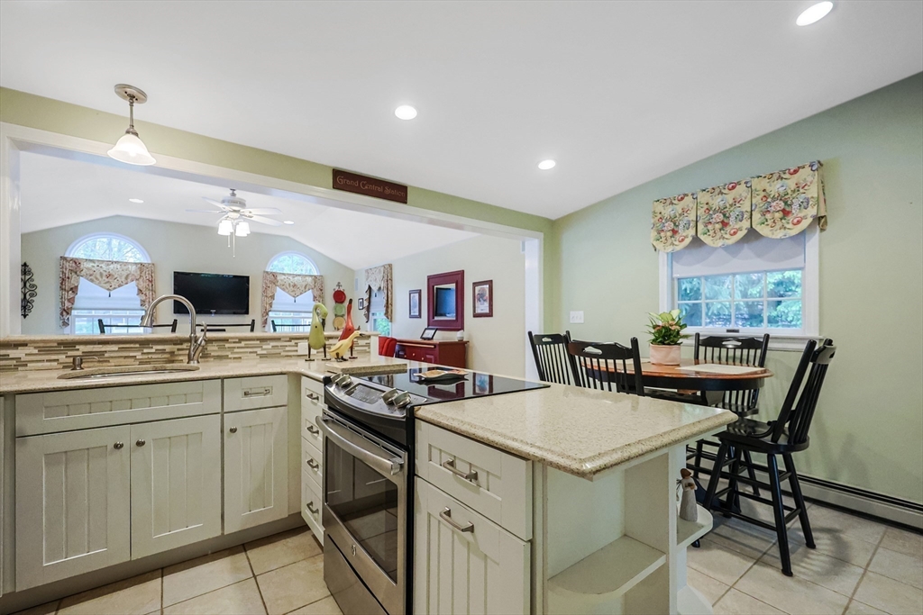 80 Summer Street Walpole, MA 02071 - Photo 5 of 38