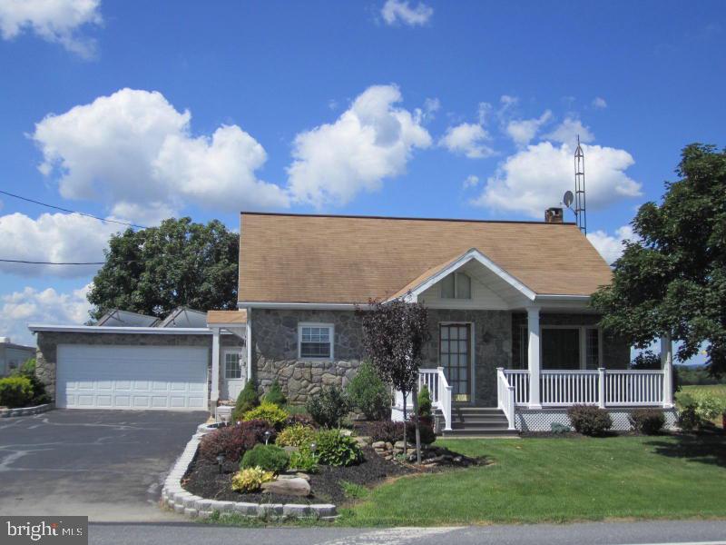 1406 North Colebrook Road Manheim, PA 17545 - Photo 1 of 37