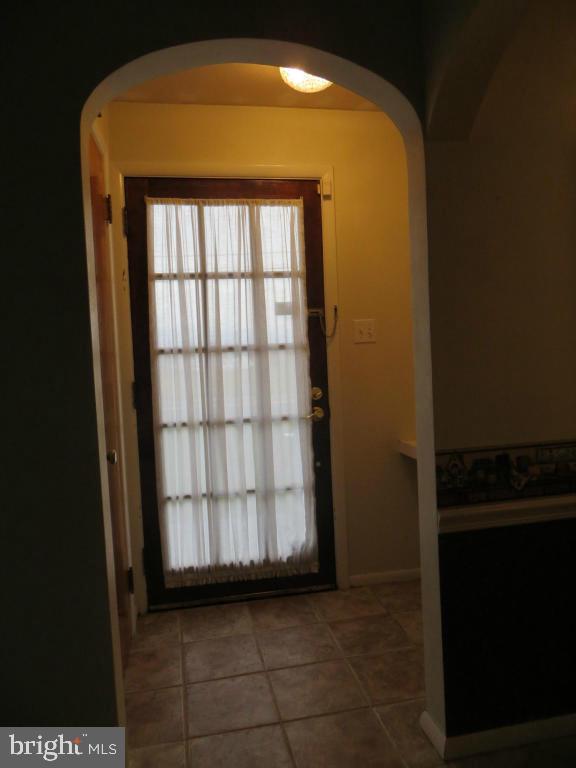 1406 North Colebrook Road Manheim, PA 17545 - Photo 11 of 37