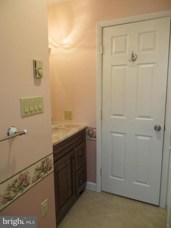 1406 North Colebrook Road Manheim, PA 17545 - Photo 16 of 37