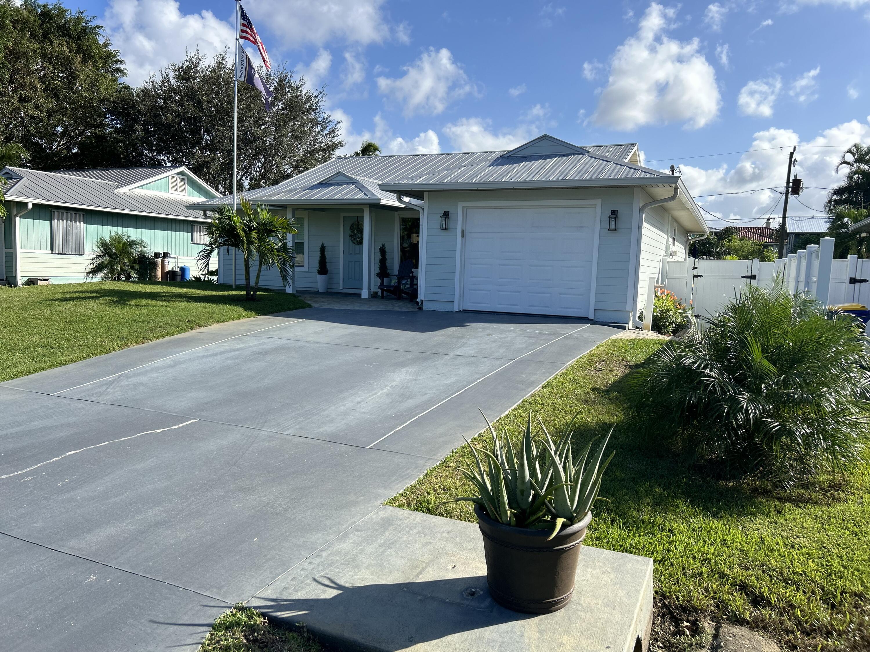 3716 Southeast Middle Street Stuart, FL 34997 - Photo 1 of 34 Front Exposure