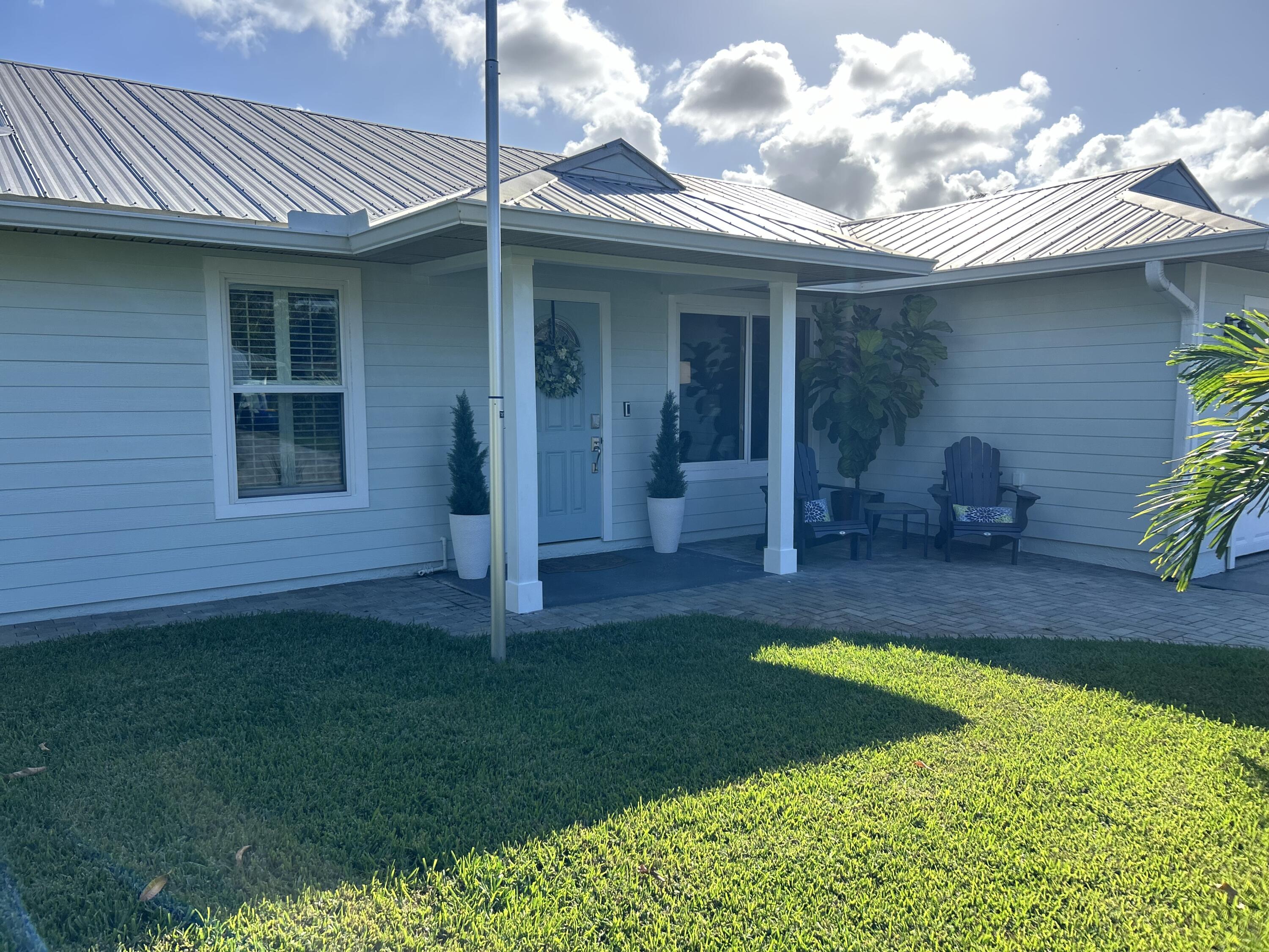 3716 Southeast Middle Street Stuart, FL 34997 - Photo 3 of 34 Front Exposure