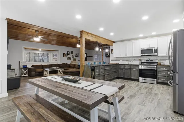 $480,000 | 3929 Highway 7, Montreal, MO 65591