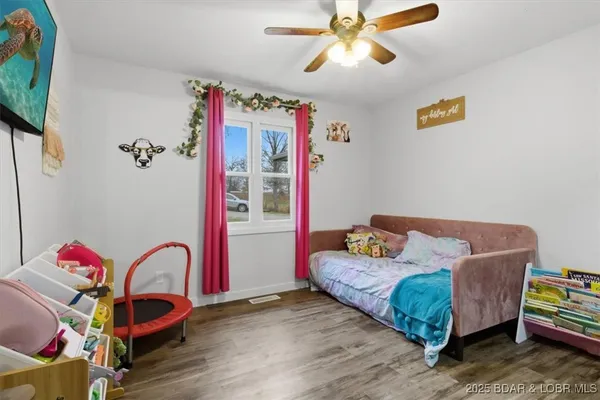 $460,000 | 3929 Highway 7, Montreal, MO 65591