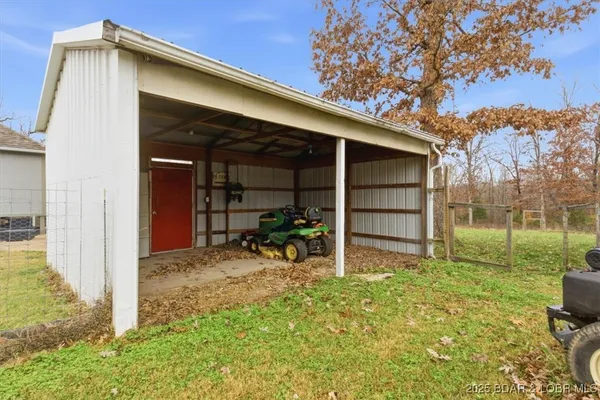 $460,000 | 3929 Highway 7, Montreal, MO 65591