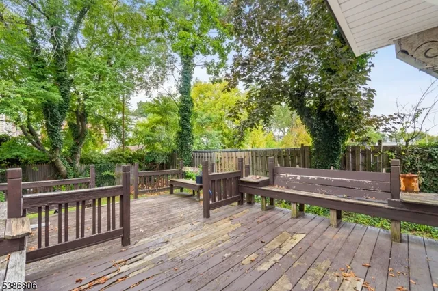 $399,000 | 326 Eastern Parkway, Newark, NJ 07106