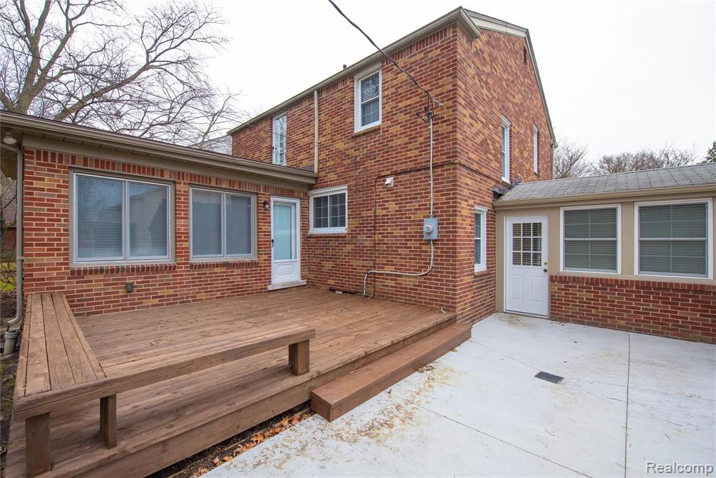 1699 Littlestone Road Grosse Pointe Woods, MI 48236 - Photo 51 of 54