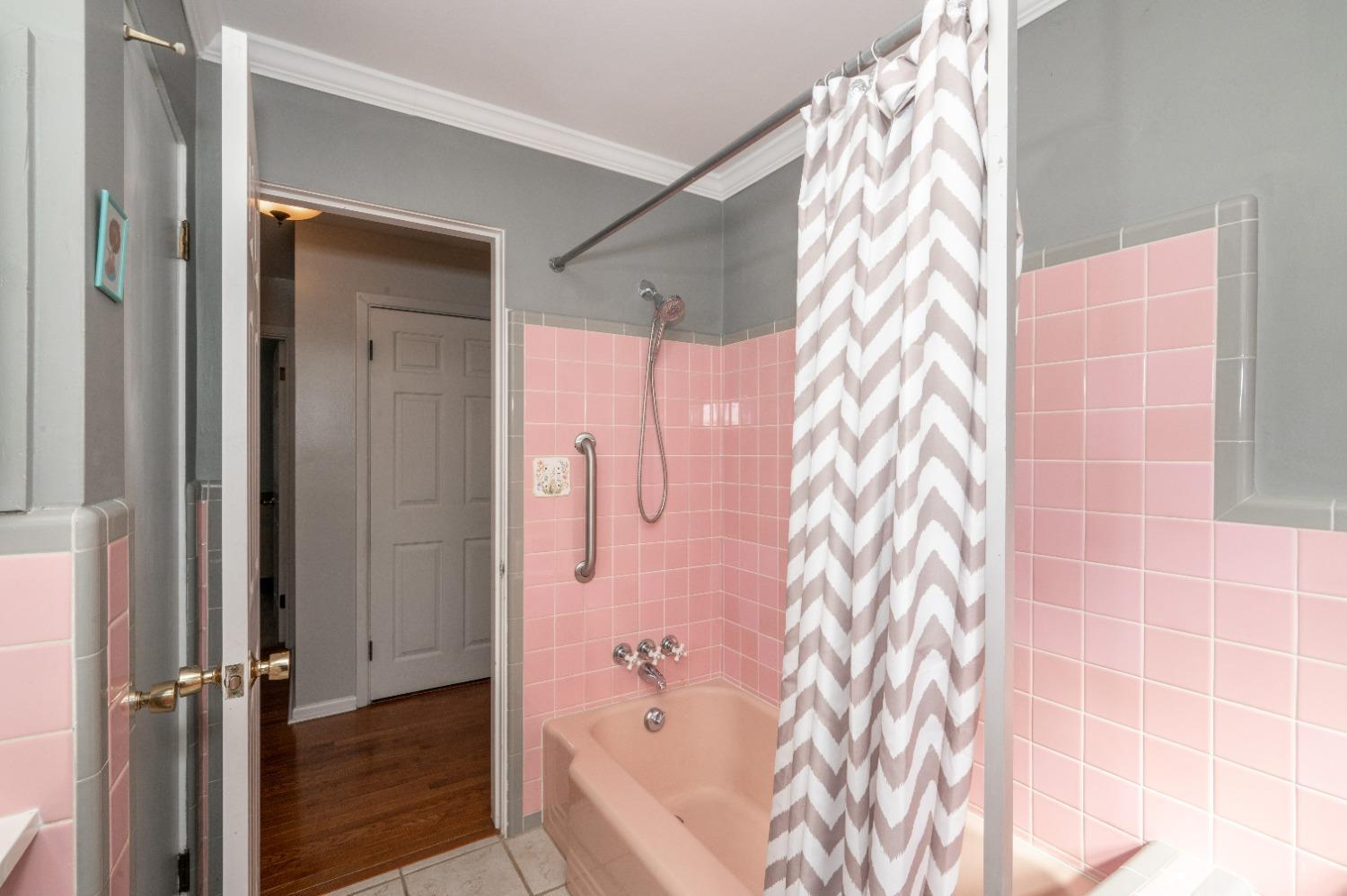 4170 Hubble Road Cincinnati, OH 45247 - Photo 18 of 27