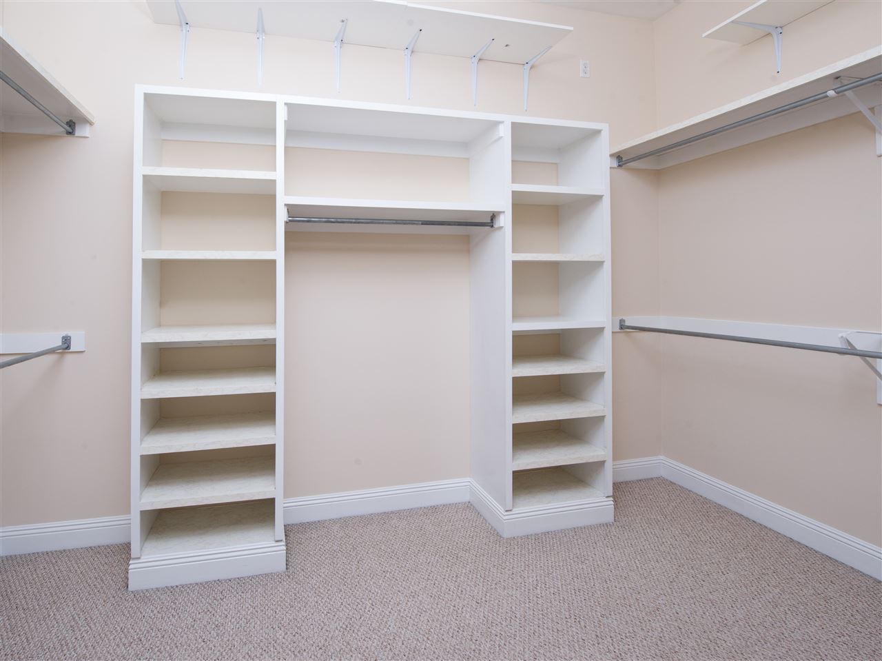 112 Easton Circle Fairhope, AL 36532 - Photo 10 of 25 Master Custom Closet