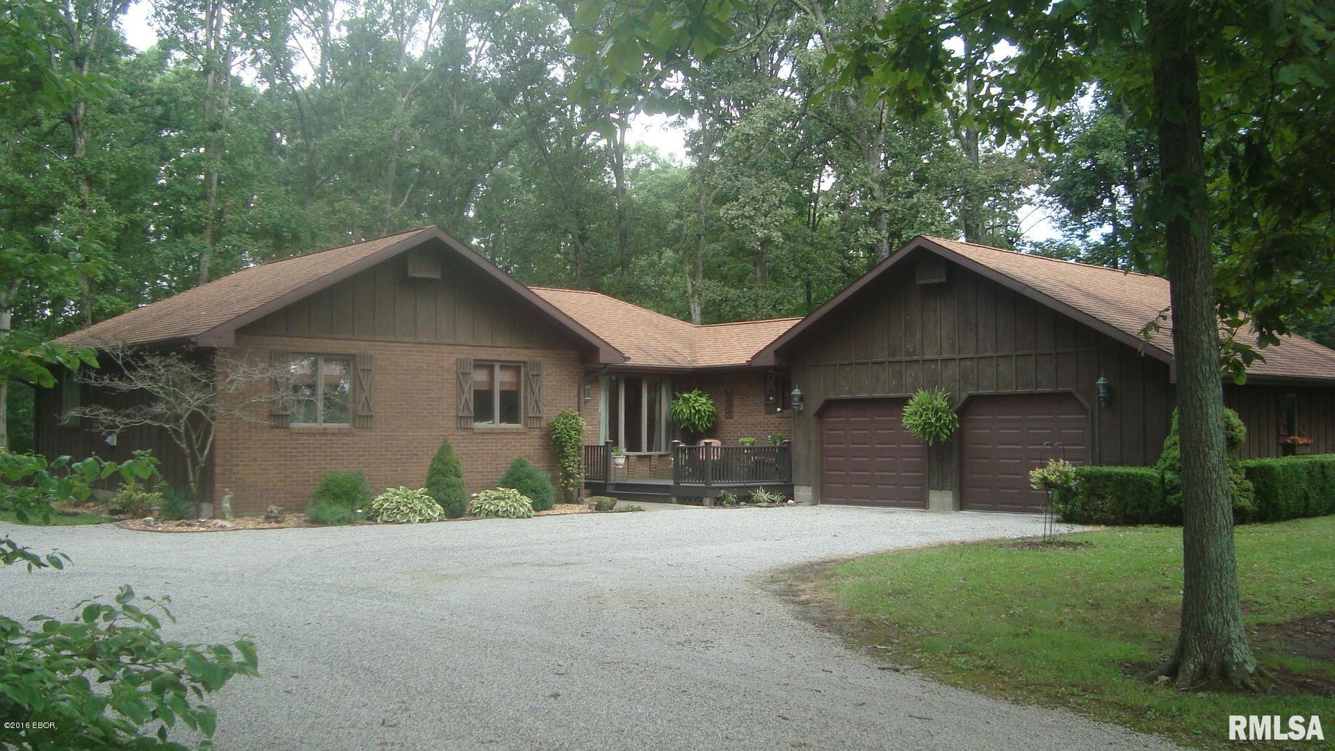 3723 South Hotze Road Salem, IL 62881 - Photo 1 of 42