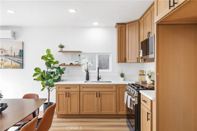 $825,000 | 9008 Baring Cross Street, Los Angeles, CA 90044