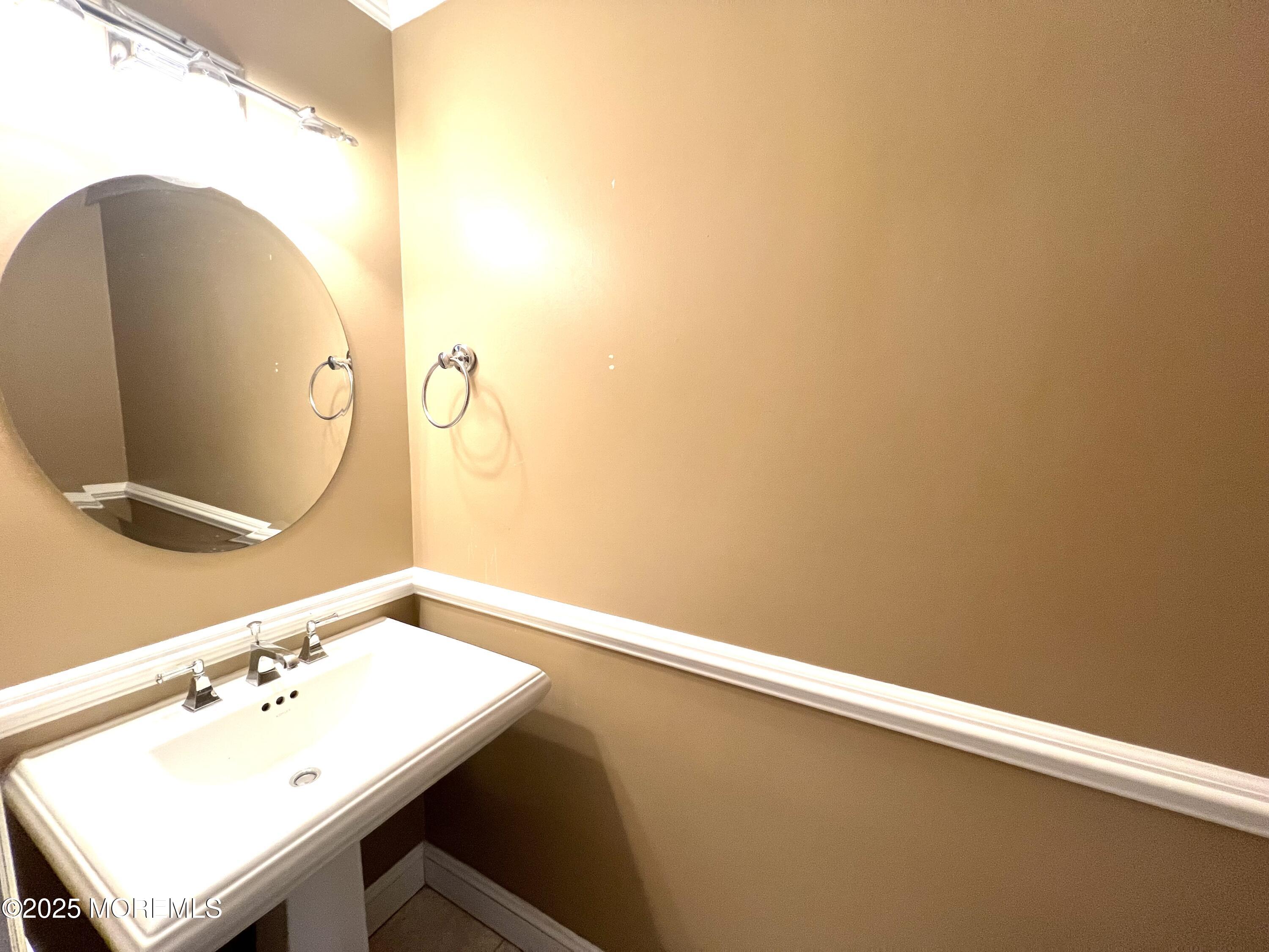 21 Durant Avenue, Unit 145 Holmdel, NJ 07733 - Photo 8 of 25 IMG_5663