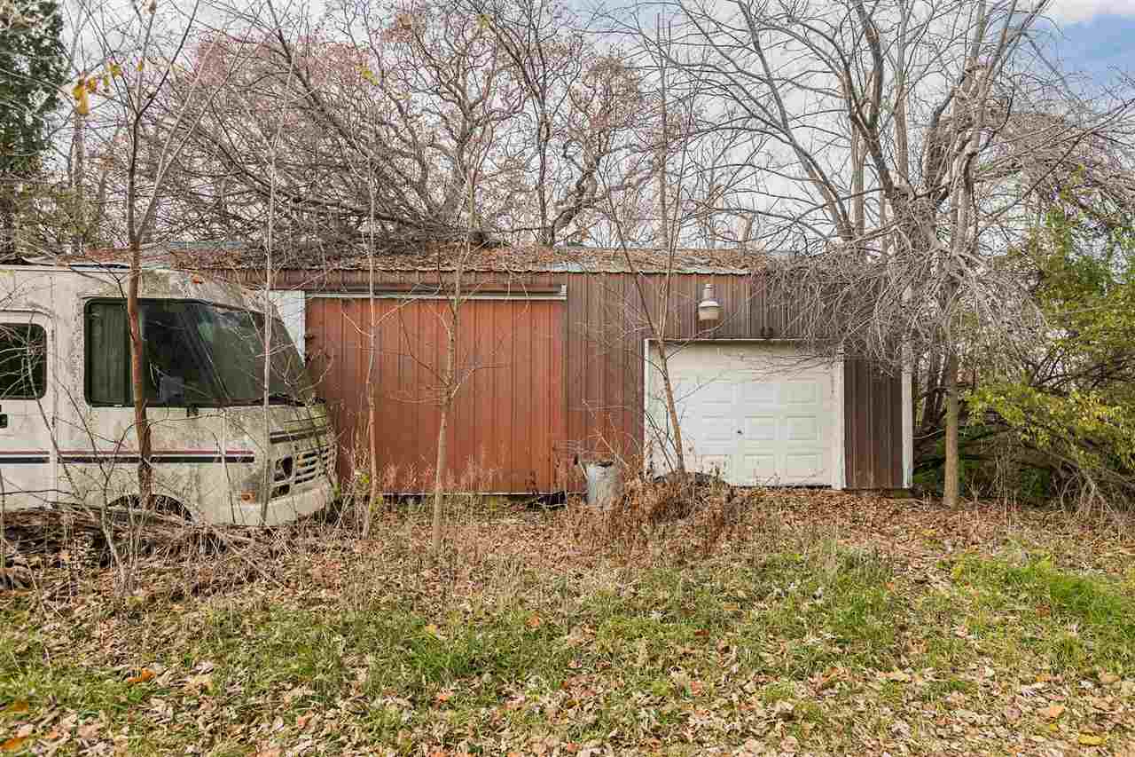 1161 Ivanhoe Road Mount Vernon, IA 52314 - Photo 15 of 17 Gallery Image 15