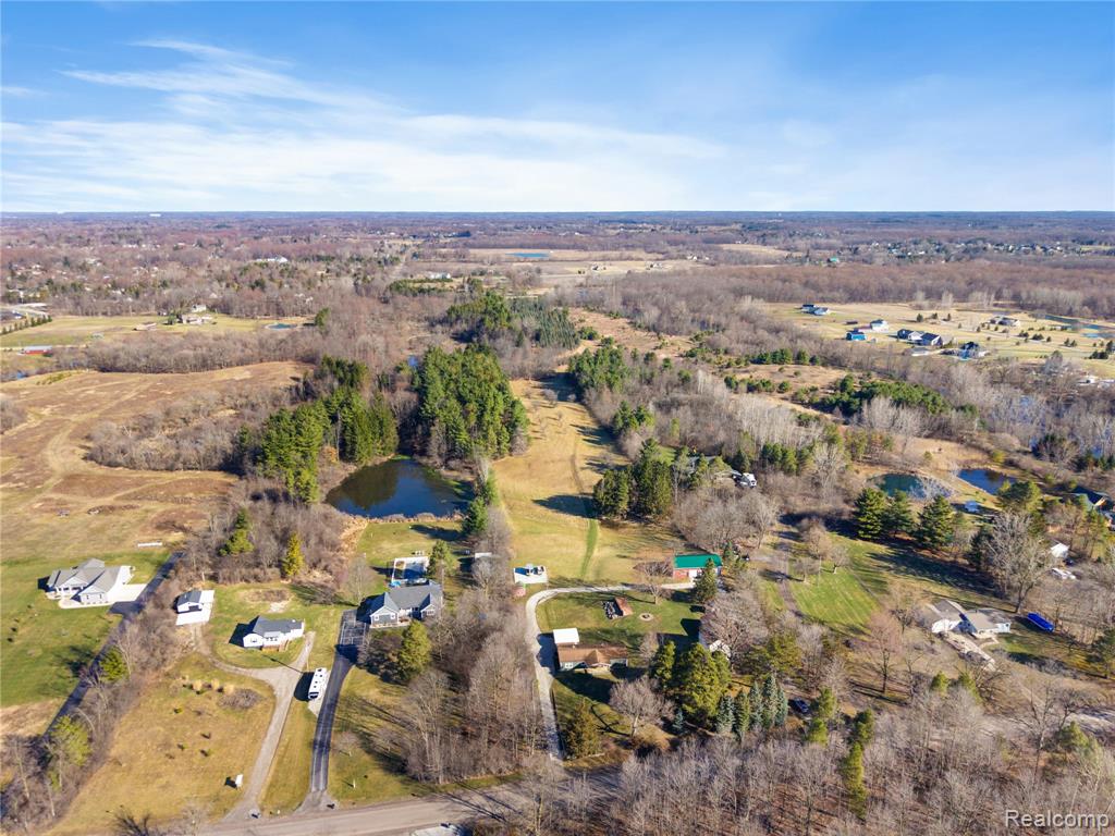 7163 Burpee Road Grand Blanc, MI 48439 - Photo 48 of 67