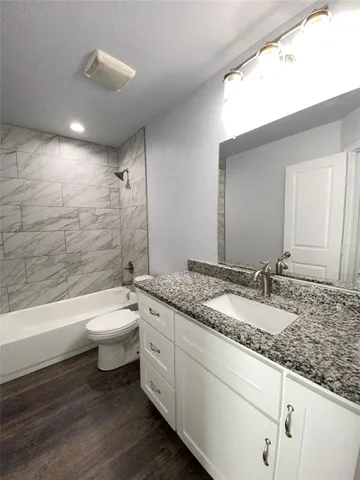 $1,795 | 924 East Annie Street, Fort Worth, TX 76104