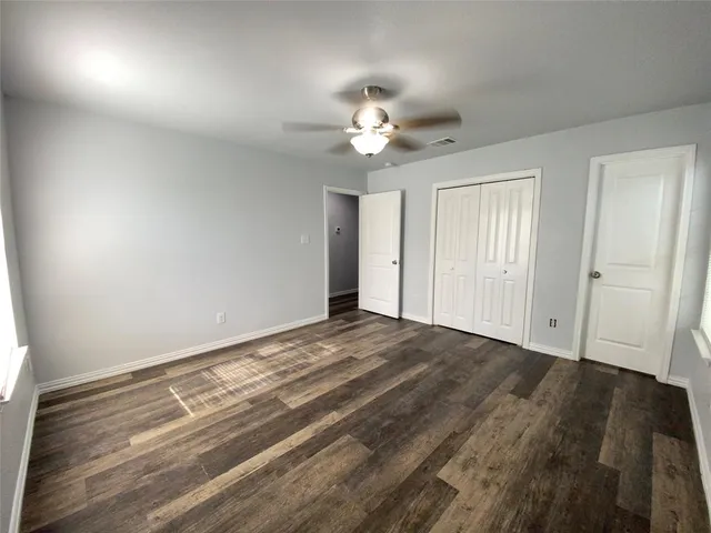 $1,795 | 924 East Annie Street, Fort Worth, TX 76104