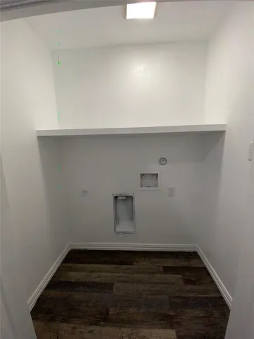 $1,795 | 924 East Annie Street, Fort Worth, TX 76104