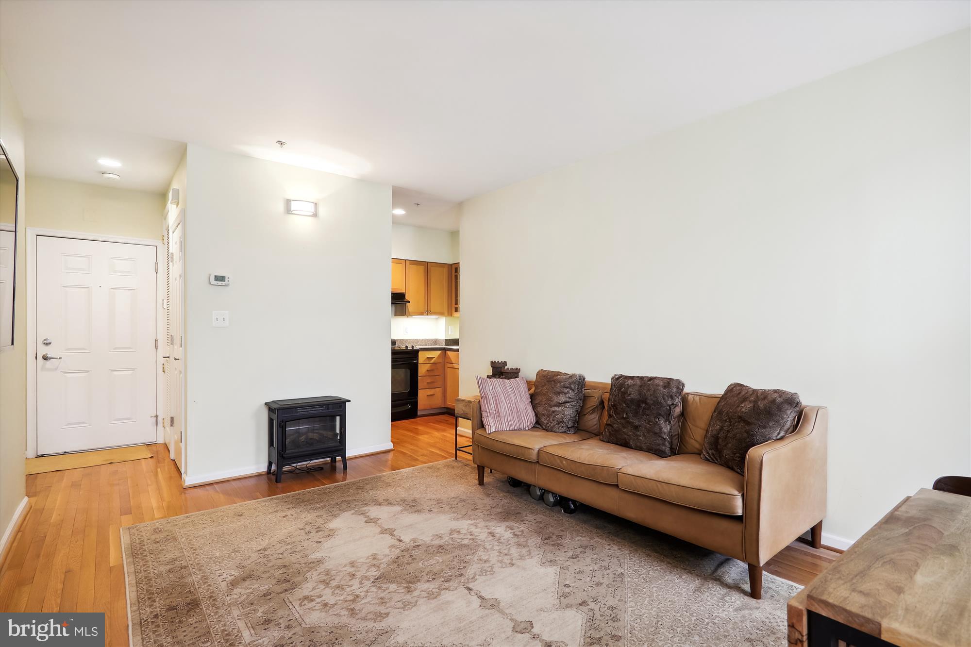 2627 Adams Mill Road Northwest, Unit 405 Washington, DC 20009 - Photo 4 of 28 Gallery Image 4