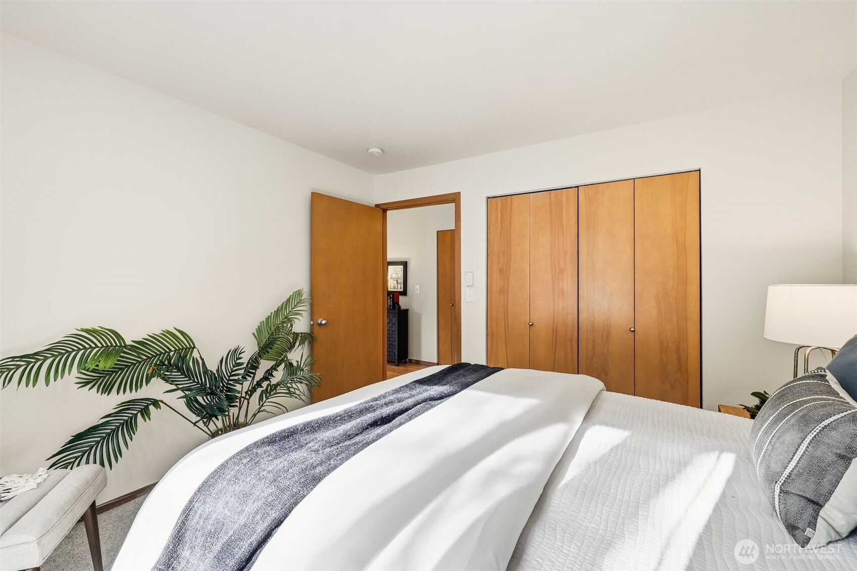 412 11th Avenue, Unit 206 Seattle, WA 98122 - Photo 17 of 28