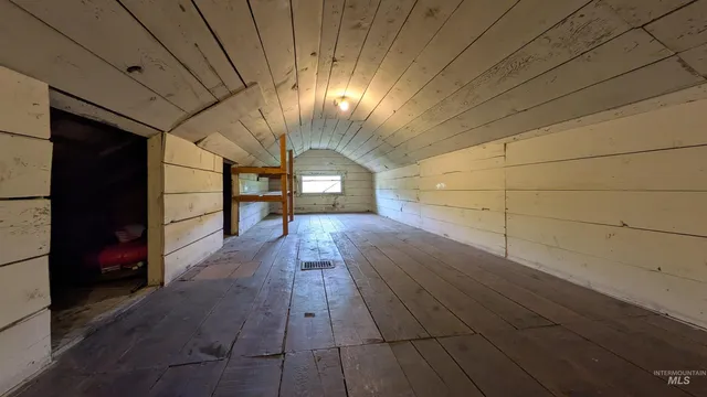 $250,000 | 3700 Highway 8 East Troy Id 83871, Troy, ID 83871