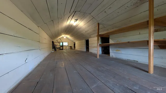 $250,000 | 3700 Highway 8 East Troy Id 83871, Troy, ID 83871