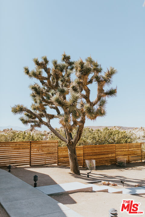56434 Cobalt Road Yucca Valley, CA 92284 - Photo 17 of 75